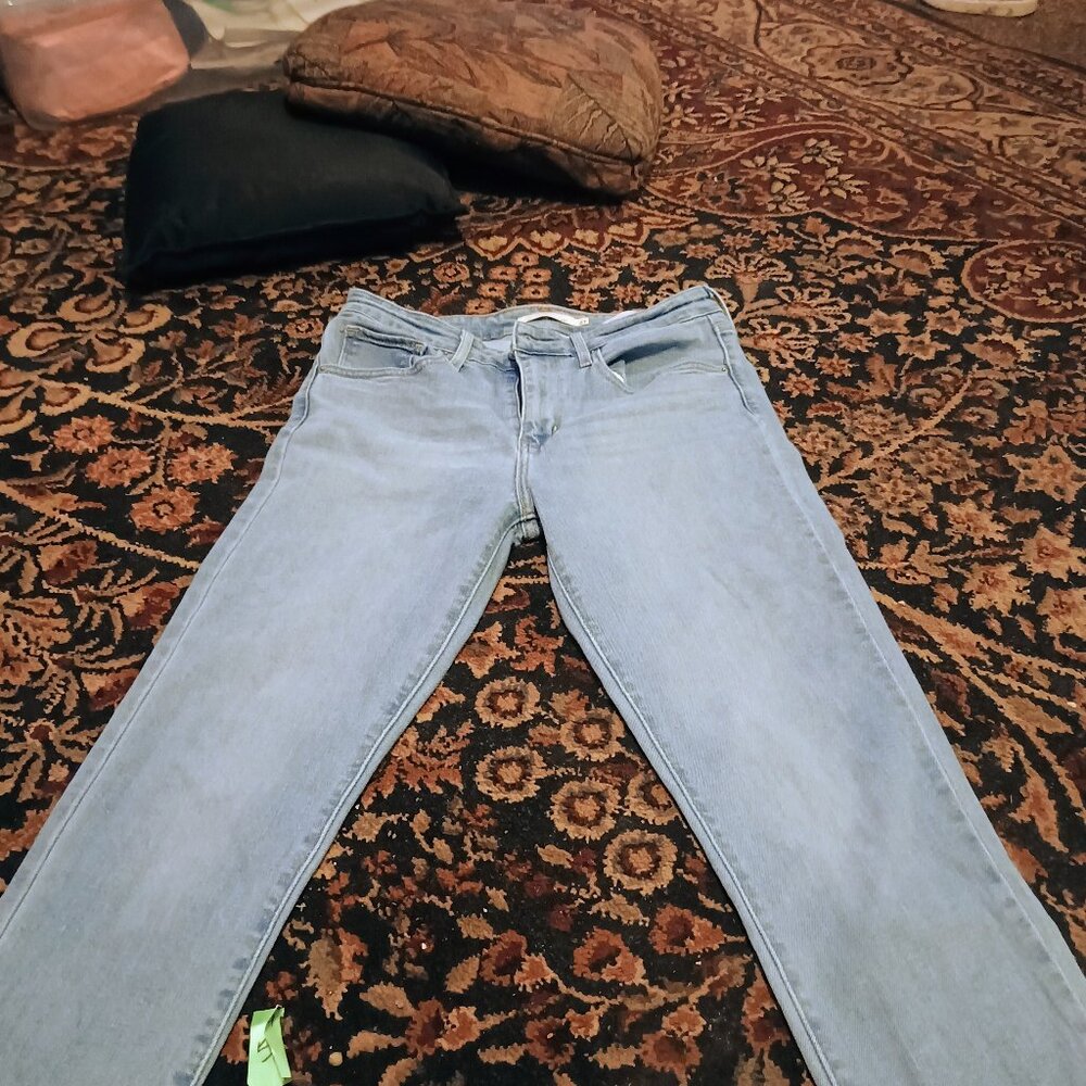 Five pairs of jean